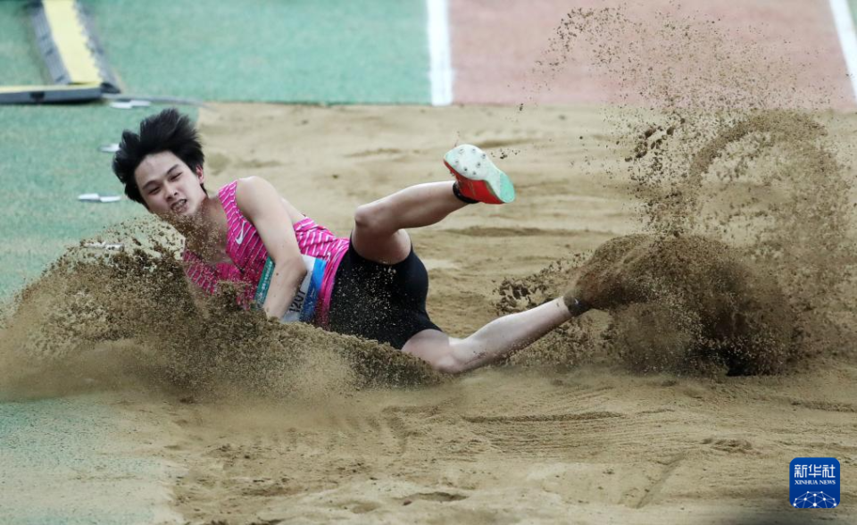 在沈阳继续, 跳远团体决 在沈阳继续, 跳远团体决