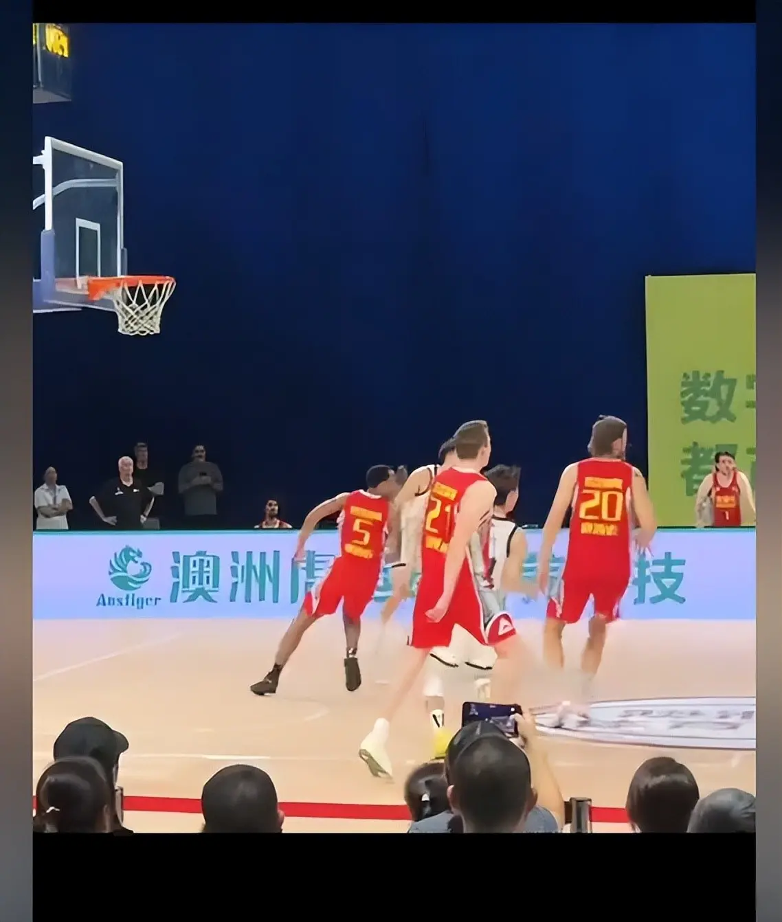 张昊关键时, 队的比赛跟 张昊关键时, 队的比赛跟