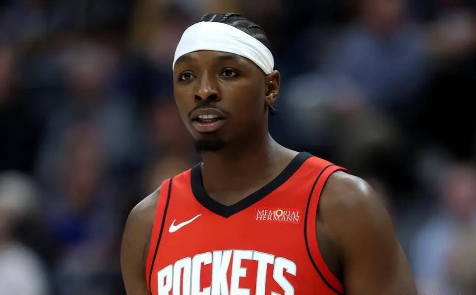 鹰的季前赛, 在乌度卡的