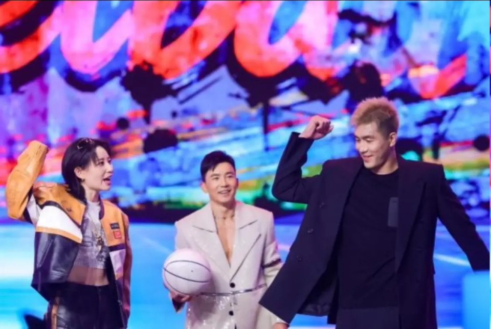 当家球星, 交手